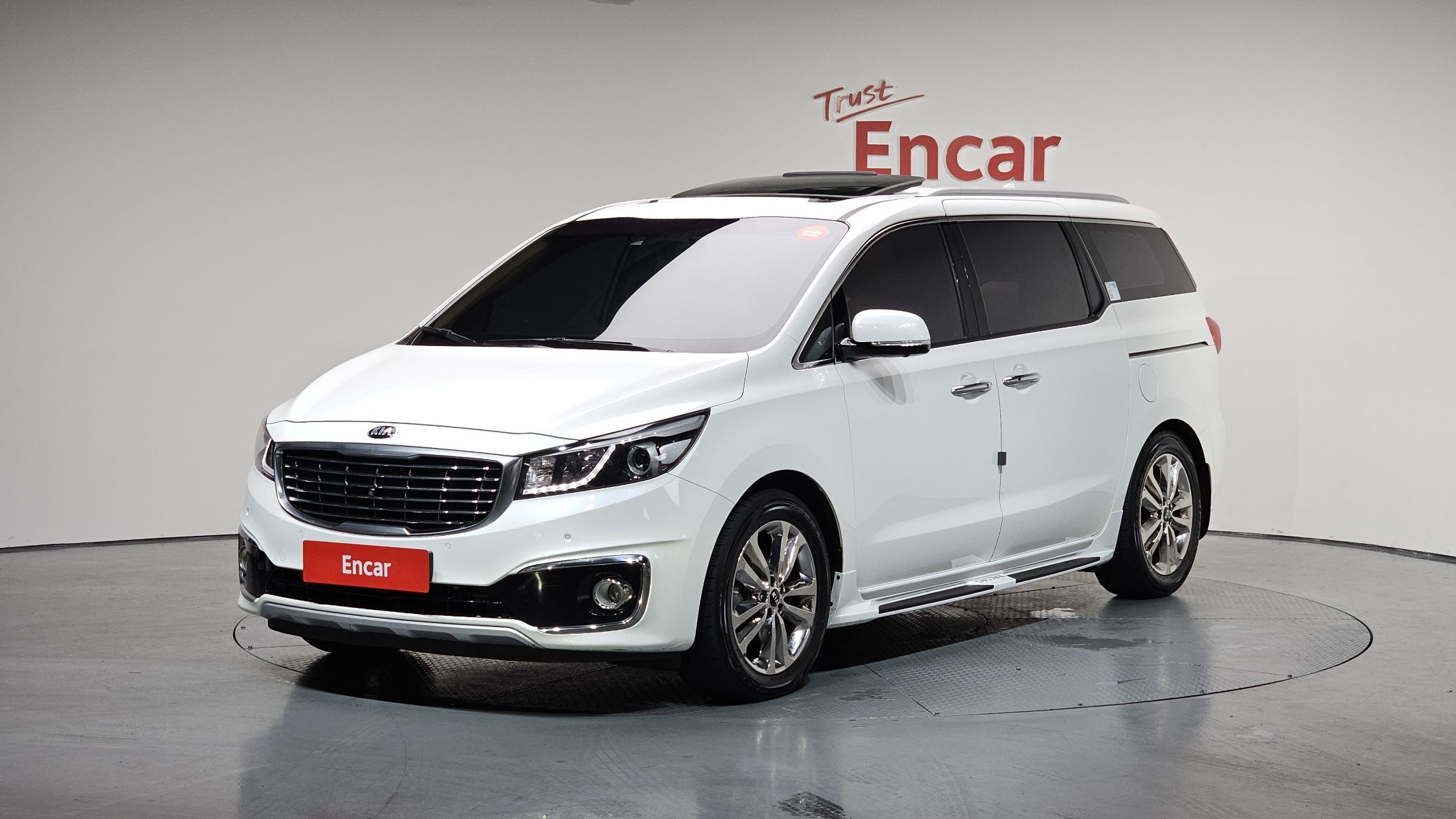 KIA CARNIVAL 2014