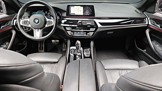 BMW 5-SERIES G30 2019