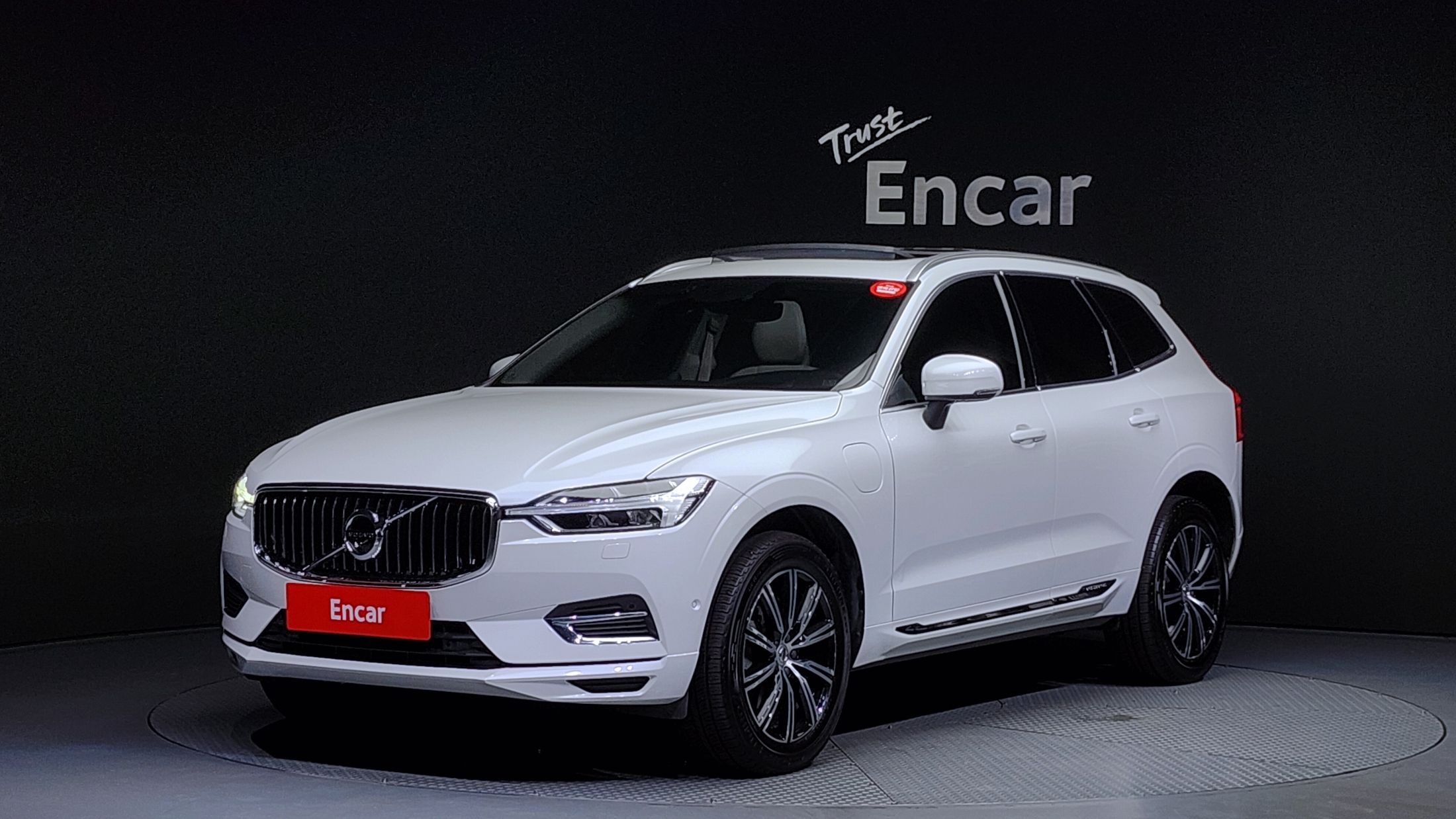 VOLVO XC60 2021