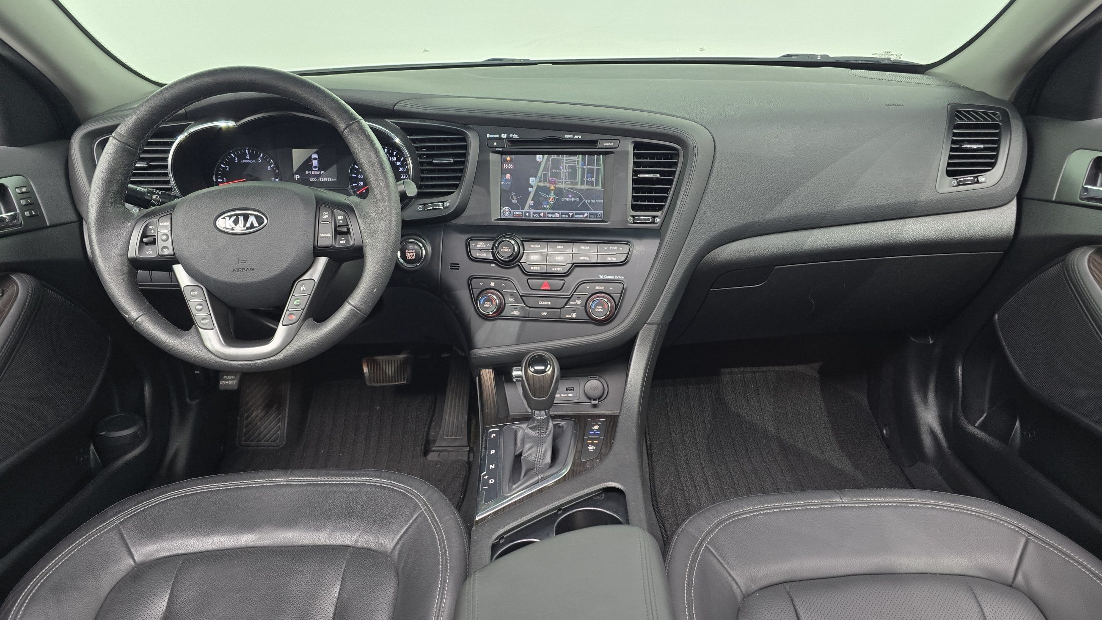 KIA K5 2011