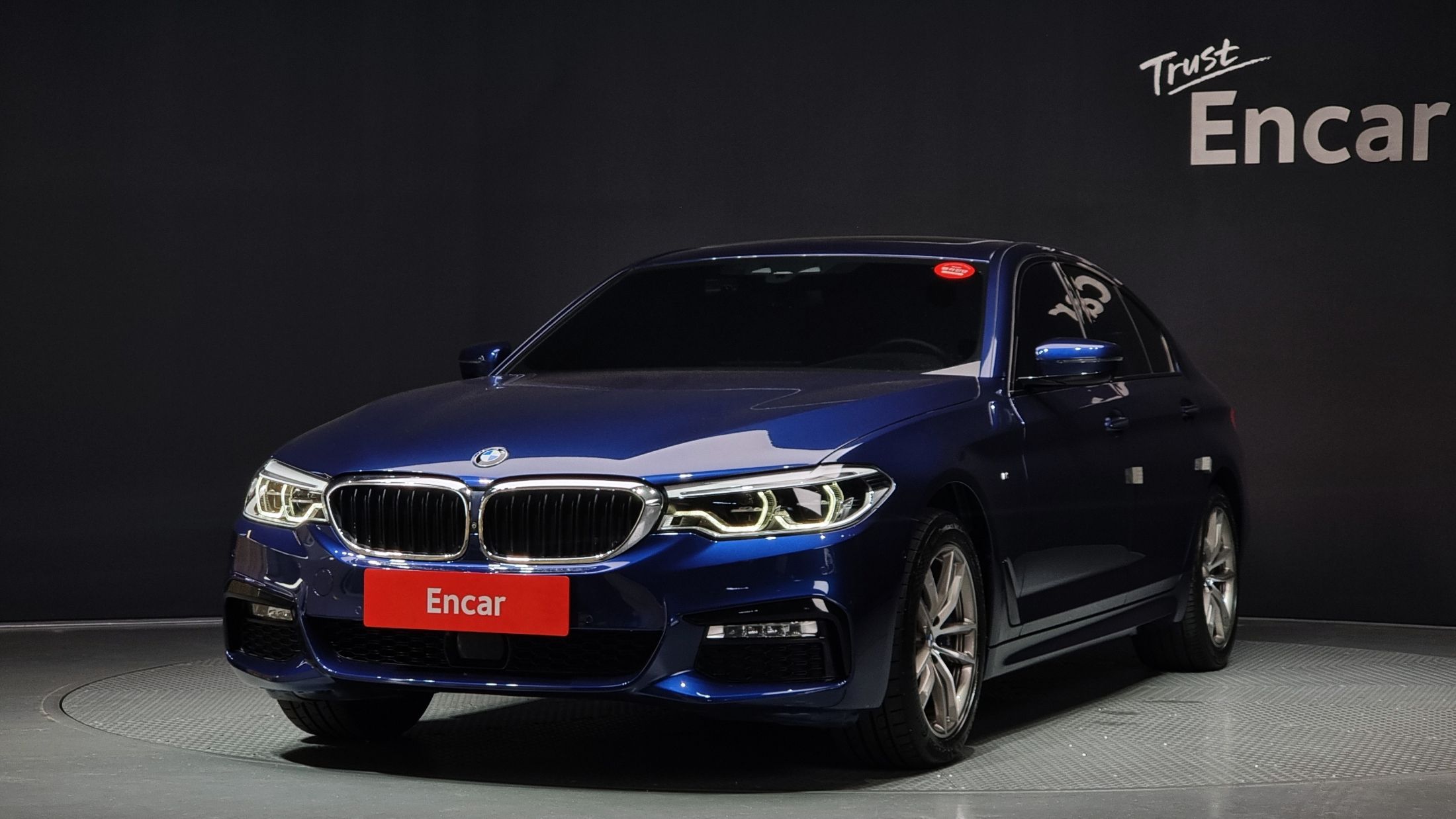 BMW 5-SERIES G30 2017