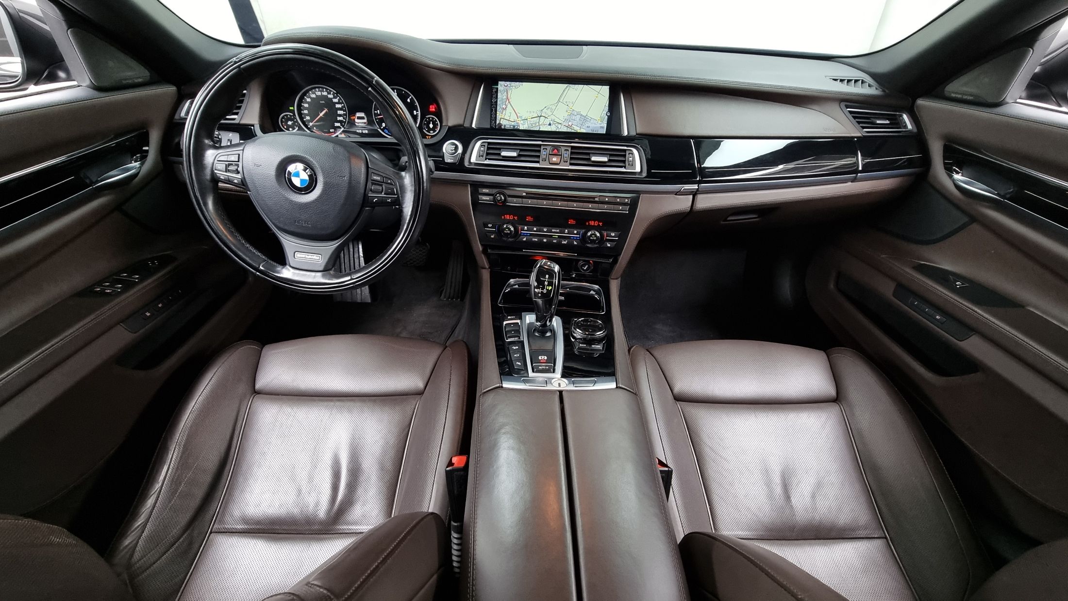 BMW 7-SERIES F01 2015