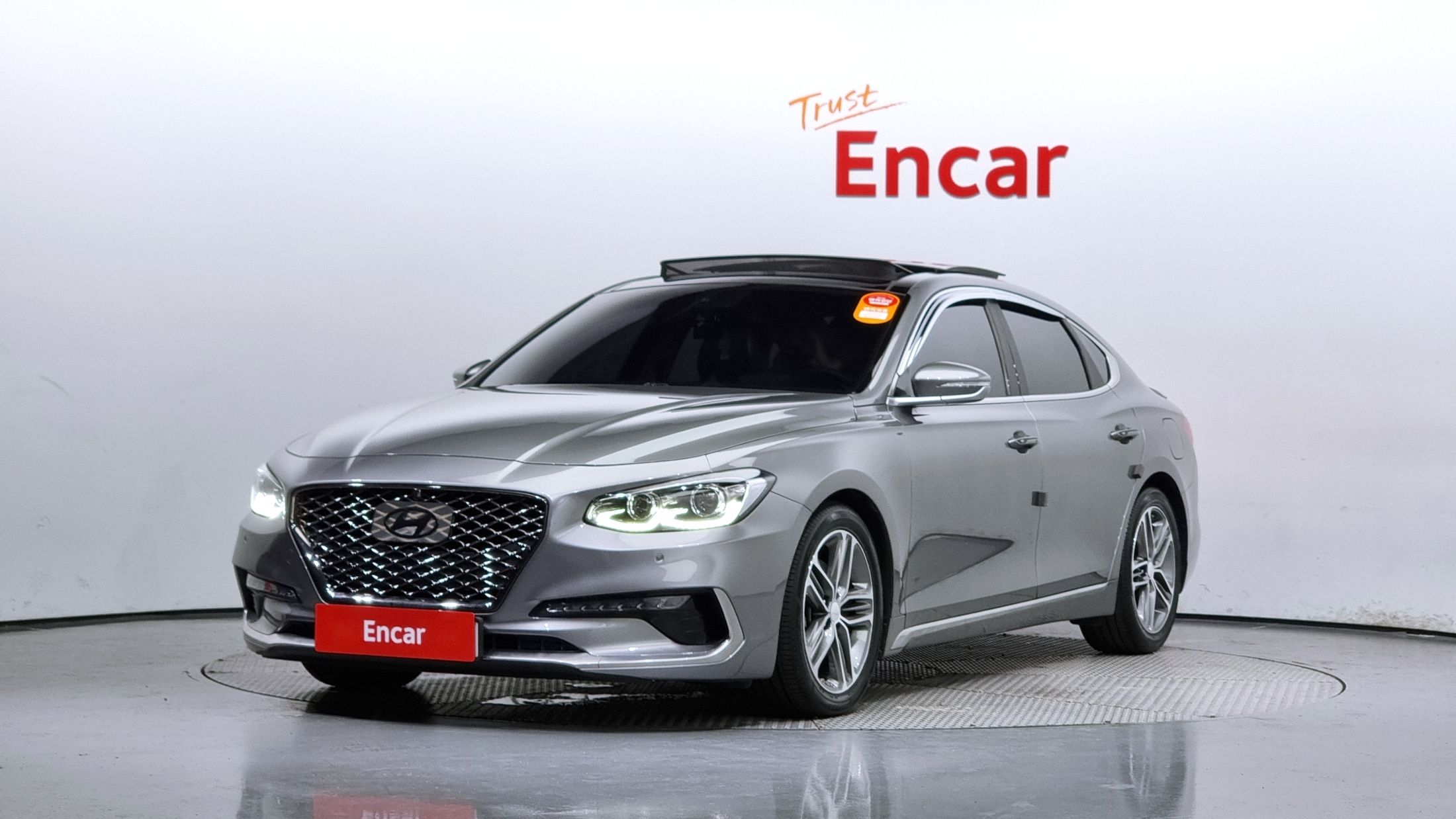 HYUNDAI GRANDEUR IG 2017