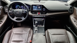 HYUNDAI GRANDEUR IG HYBRID 2017
