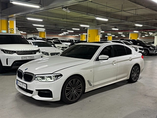 BMW 5-SERIES G30 2020