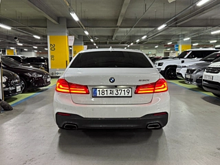 BMW 5-SERIES G30 2020