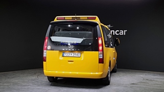 HYUNDAI STARIA 2023