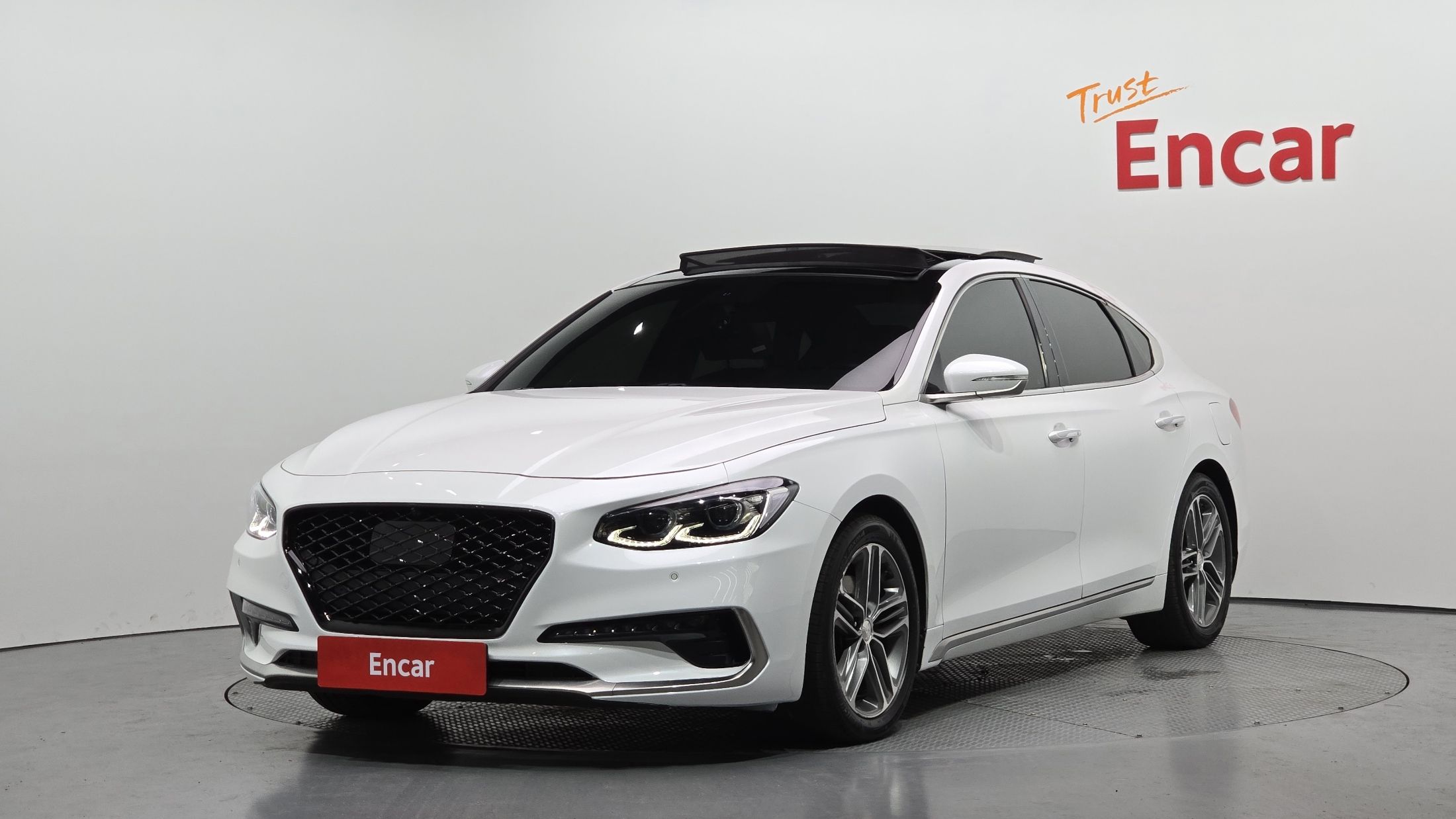 HYUNDAI GRANDEUR IG 2017