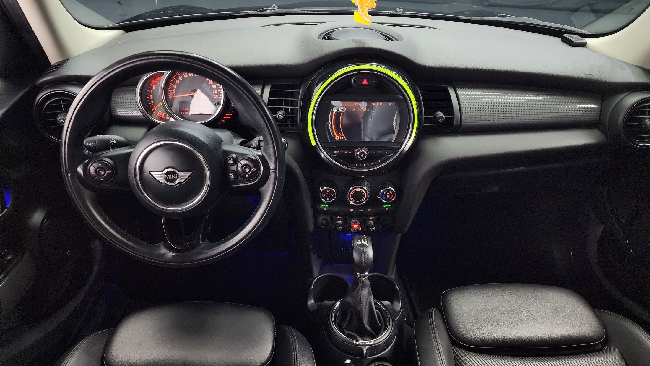 MINI COOPER D 2016