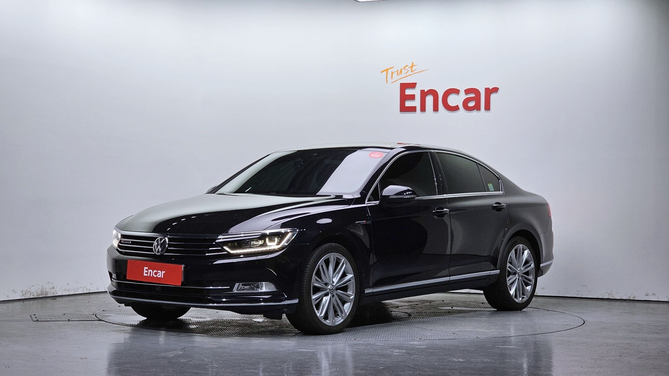 VOLKSWAGEN PASSAT GT B8 2018
