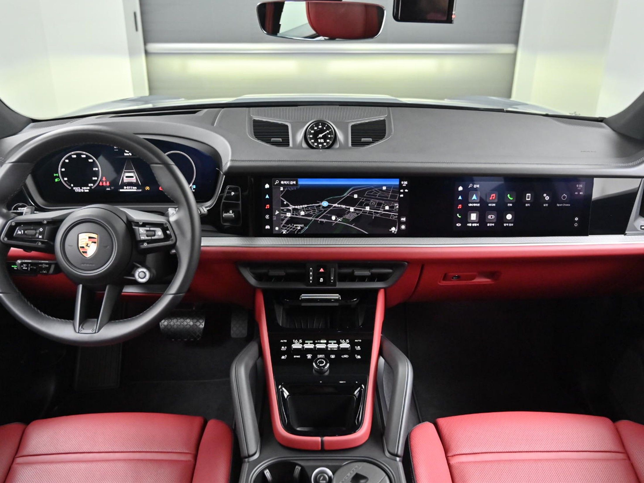 PORSCHE CAYENNE PO536 2024