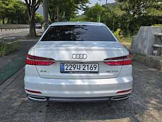 AUDI A6 C8 2023