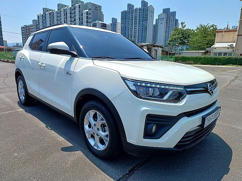 SSANGYONG TIVOLI VERY NEW 2021