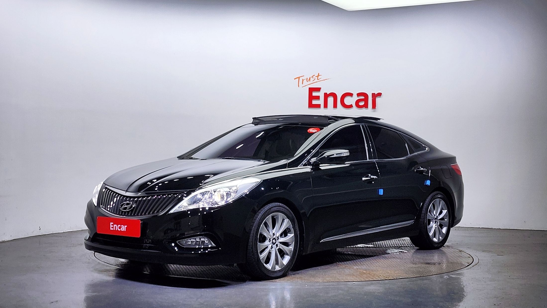 HYUNDAI GRANDEUR HG 2012