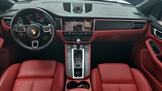 PORSCHE MACAN 2021