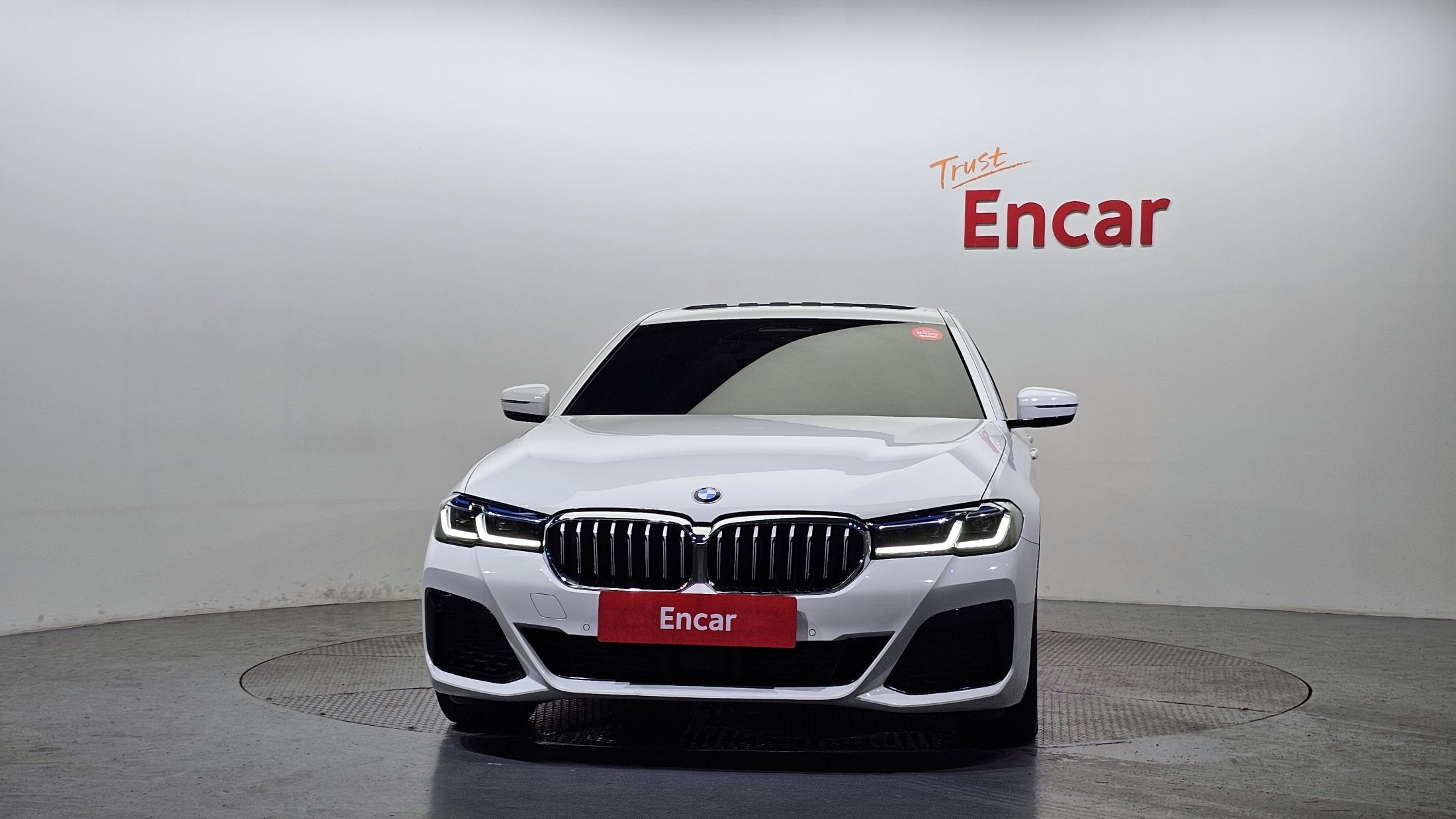 BMW 5-SERIES G30 2022