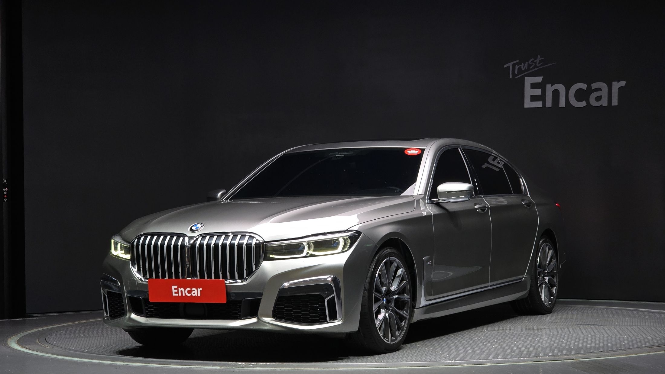 BMW 7-SERIES G11