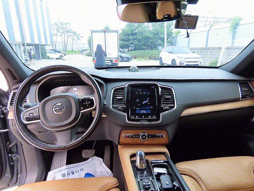 VOLVO XC90 2018