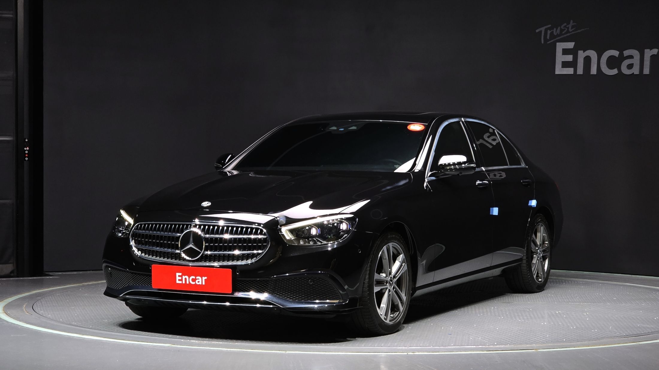 MERCEDES BENZ E-CLASS W213