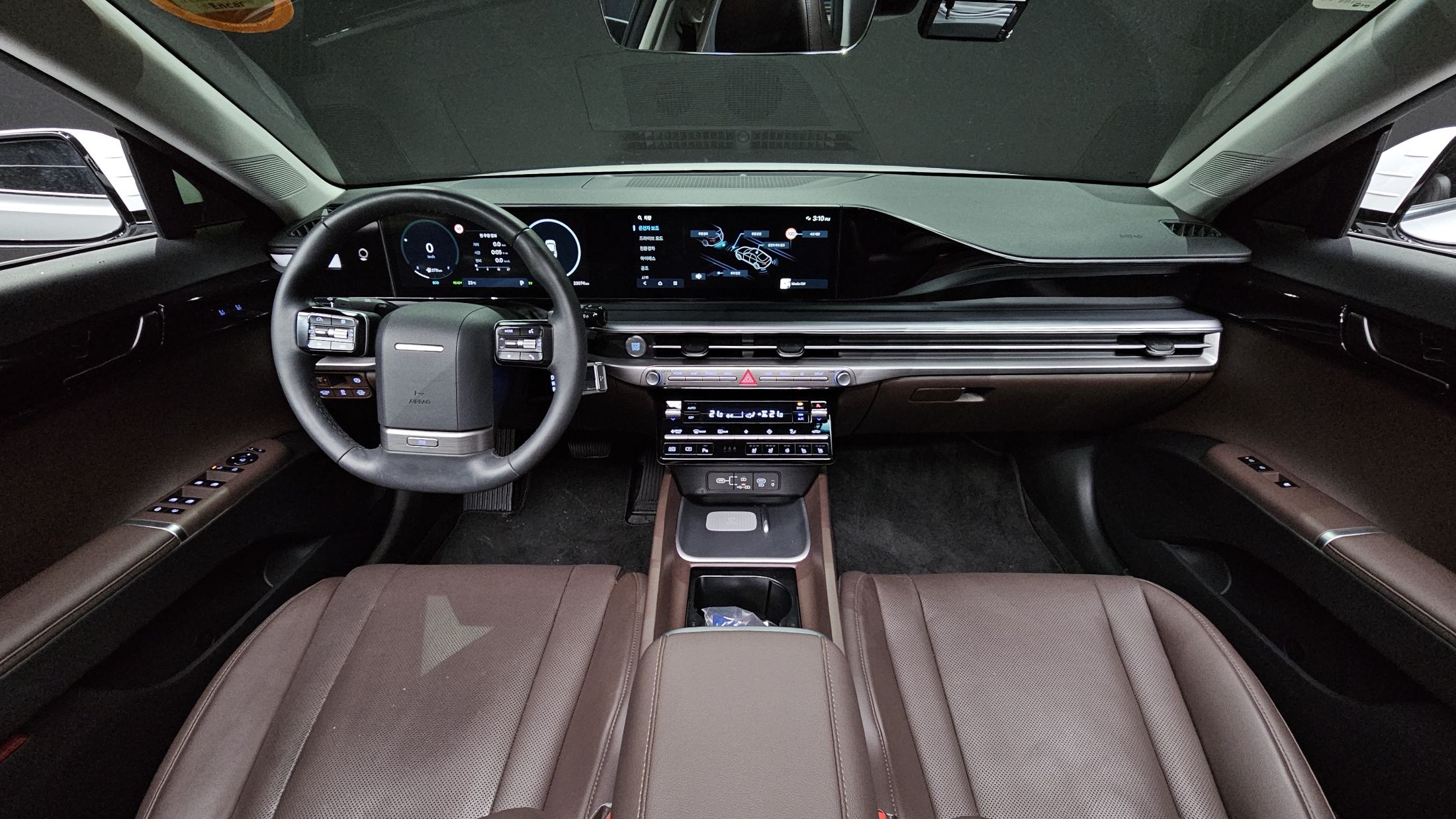 HYUNDAI GRANDEUR HYBRID GN7 2024