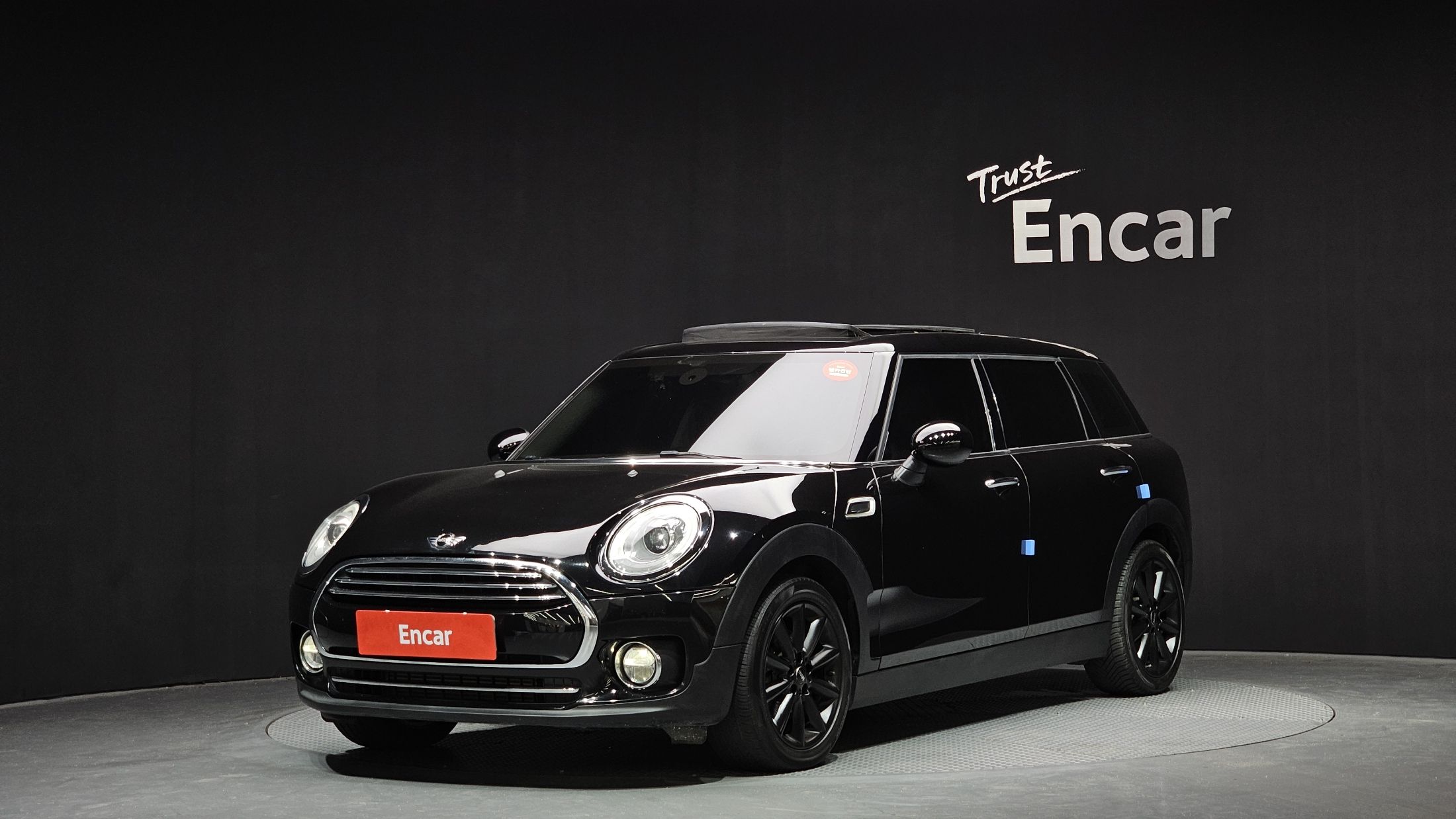 MINI CLUBMAN COOPER D 2016