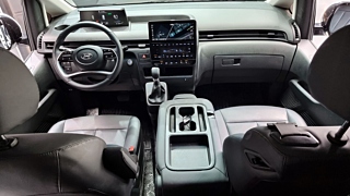 HYUNDAI STARIA 2023
