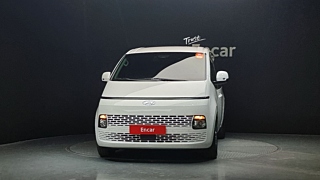 HYUNDAI STARIA 2023