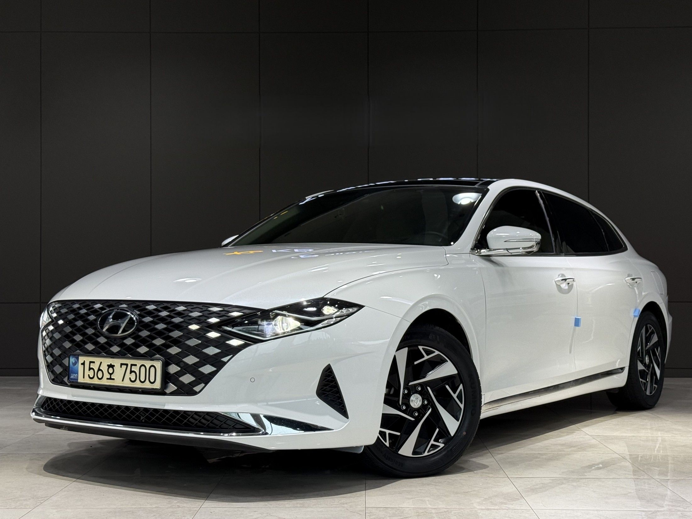 HYUNDAI GRANDEUR IG HYBRID 2022