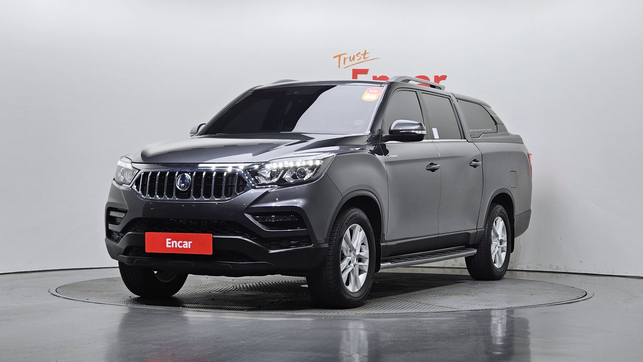 SSANGYONG REXTON SPORTS CAR
