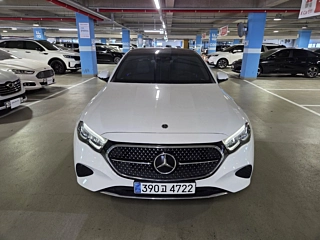 MERCEDES BENZ E-CLASS W214  E200 Avantgarde 2024
