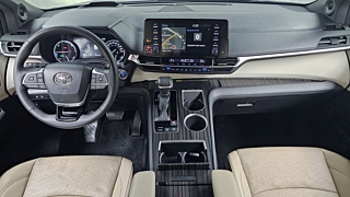 TOYOTA SIENNA 2021