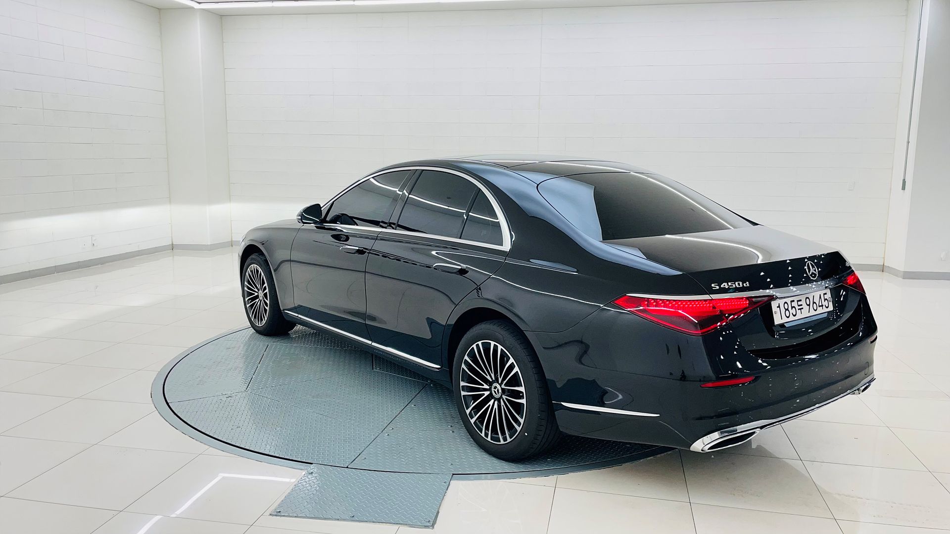 MERCEDES BENZ S-CLASS W223 2024