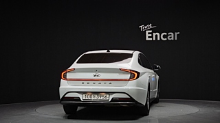 HYUNDAI SONATA DN8 2019