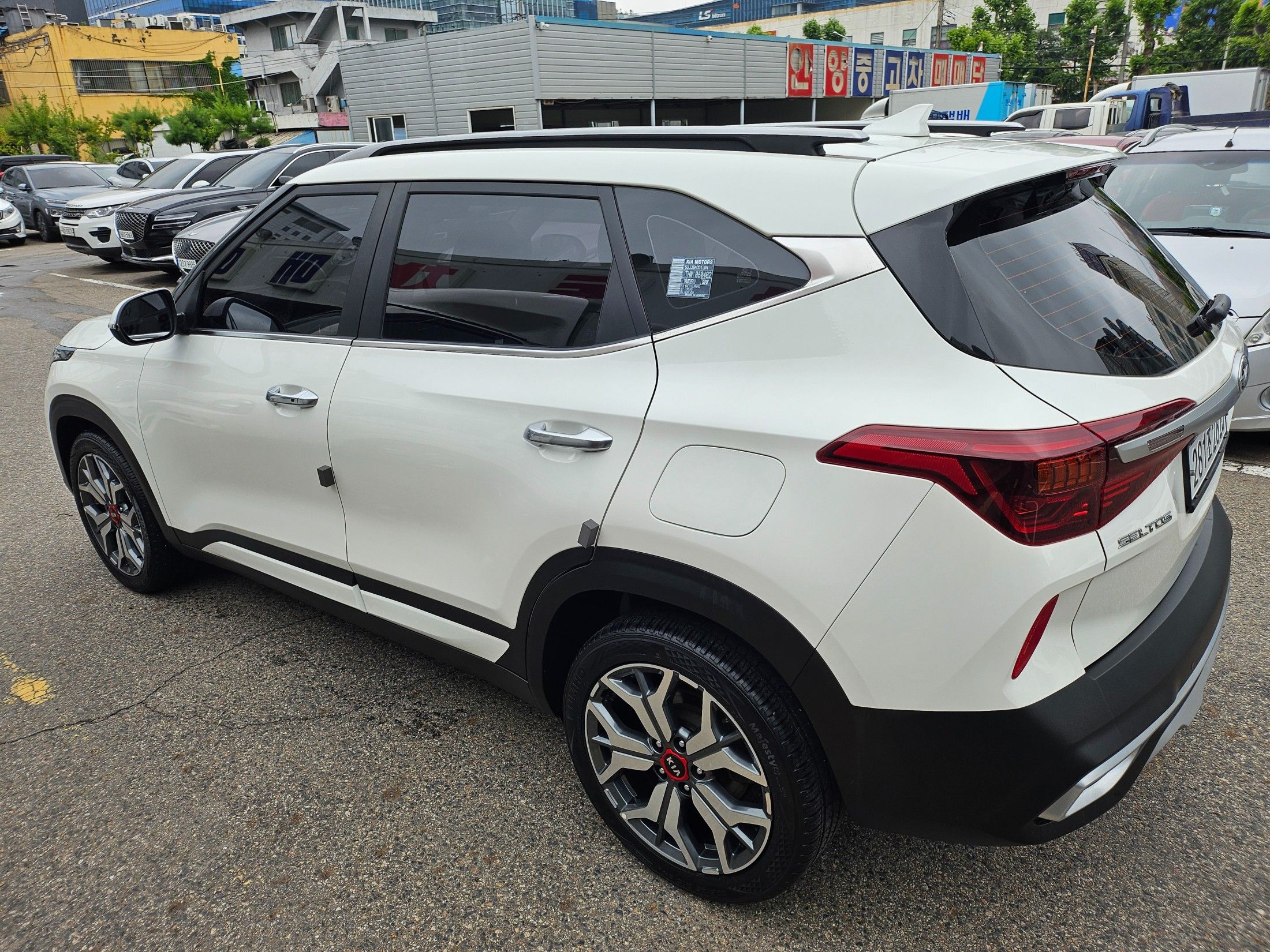 KIA SELTOS