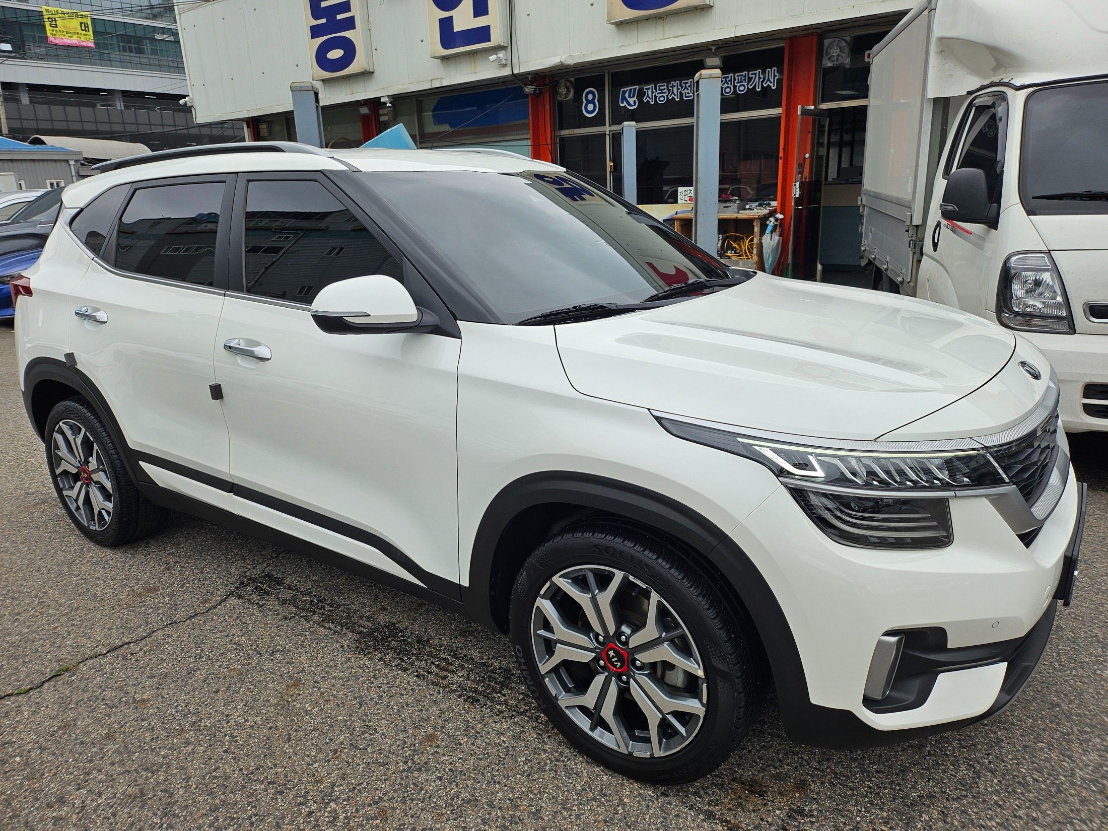 KIA SELTOS
