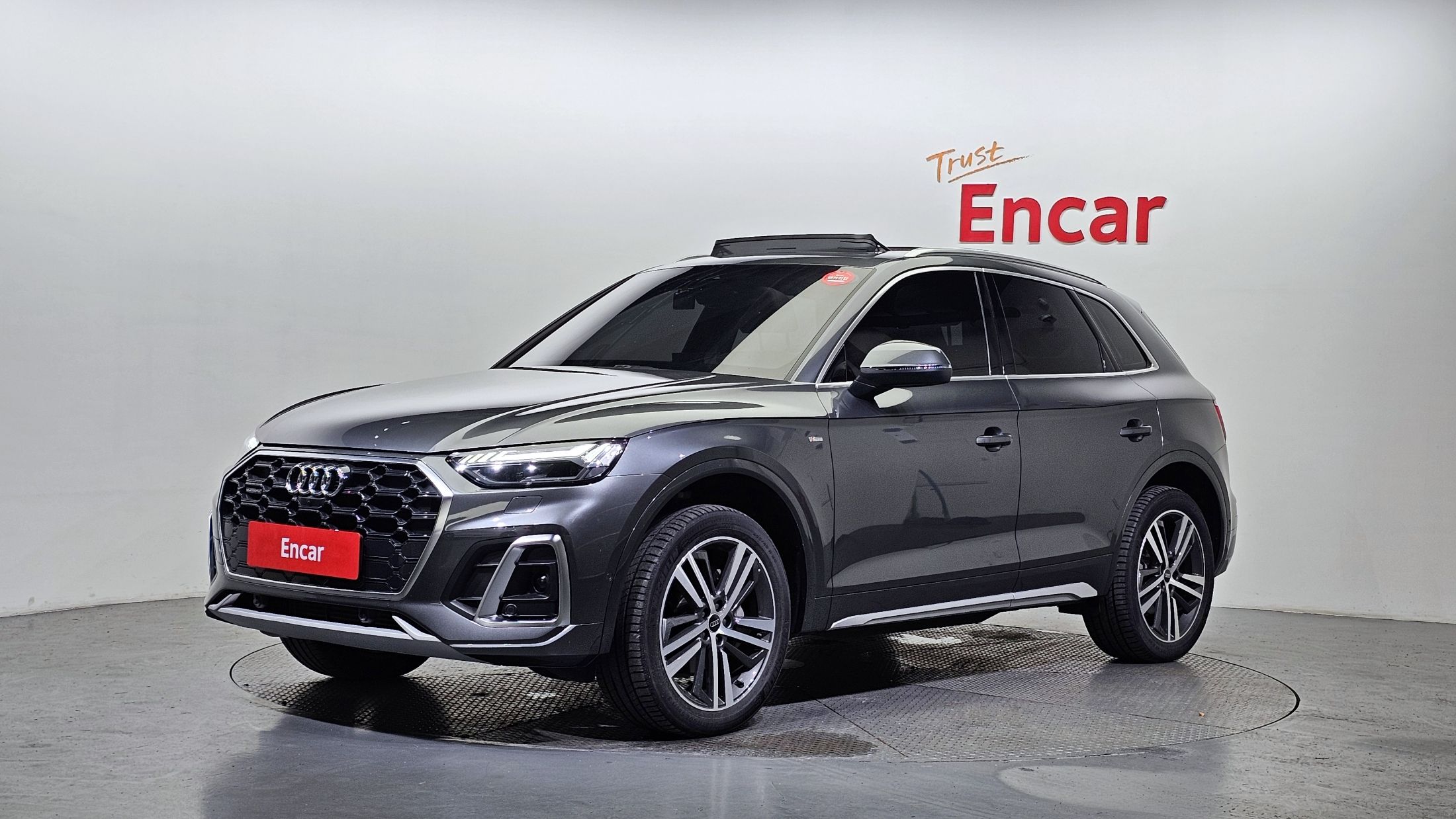 AUDI Q5 FY 2022