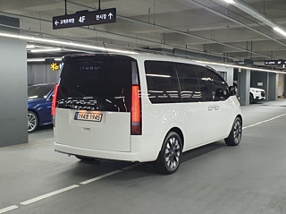 HYUNDAI STARIA 2022