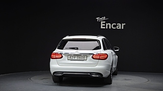 MERCEDES BENZ C-CLASS W205 2016