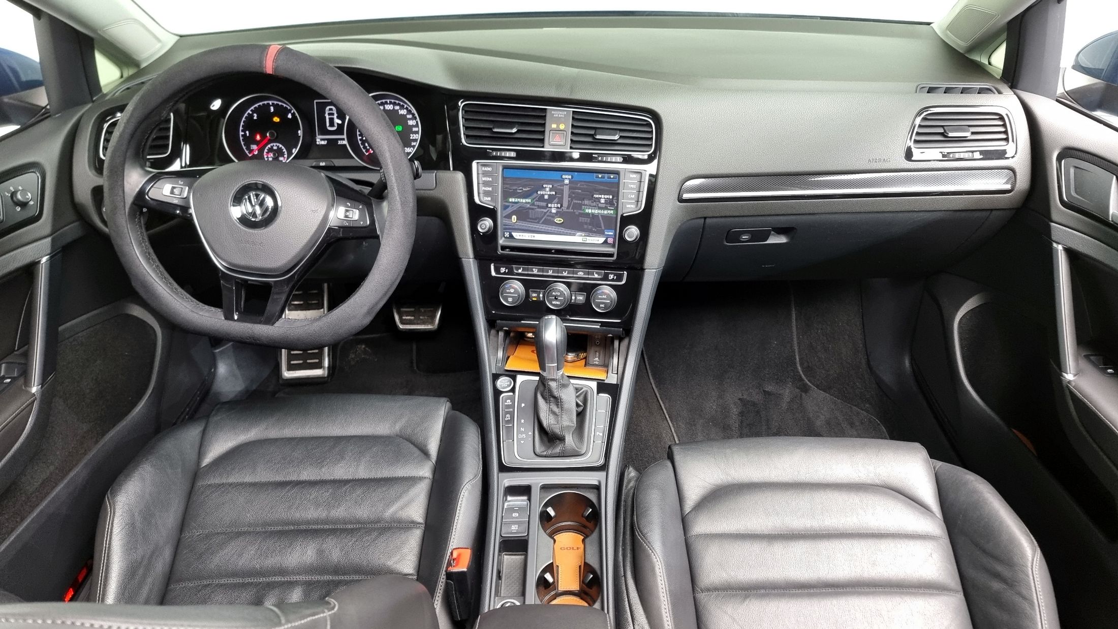 VOLKSWAGEN GOLF 2014