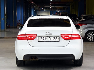JAGUAR XE 2016