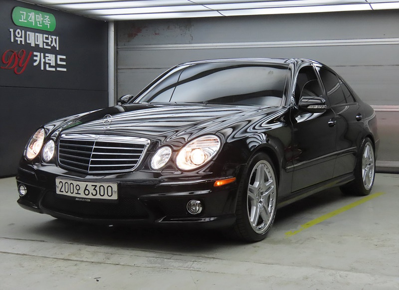 MERCEDES BENZ E-CLASS W211
