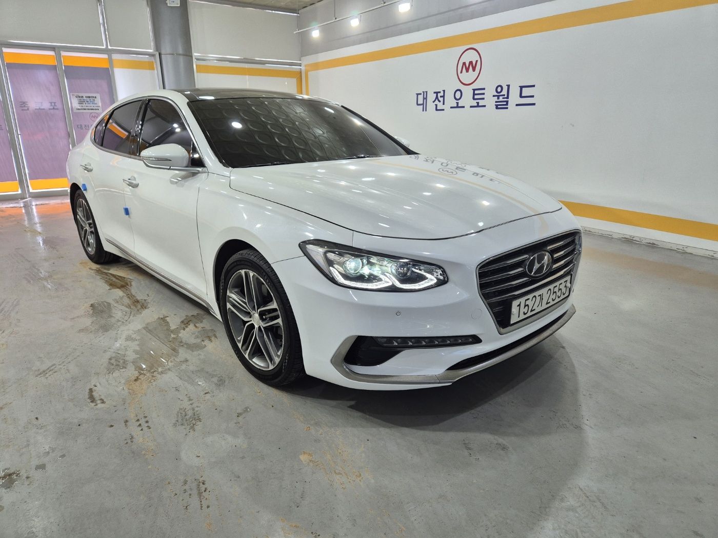 HYUNDAI GRANDEUR IG 2017