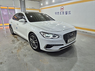 HYUNDAI GRANDEUR IG 2017
