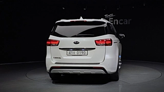KIA CARNIVAL 2016