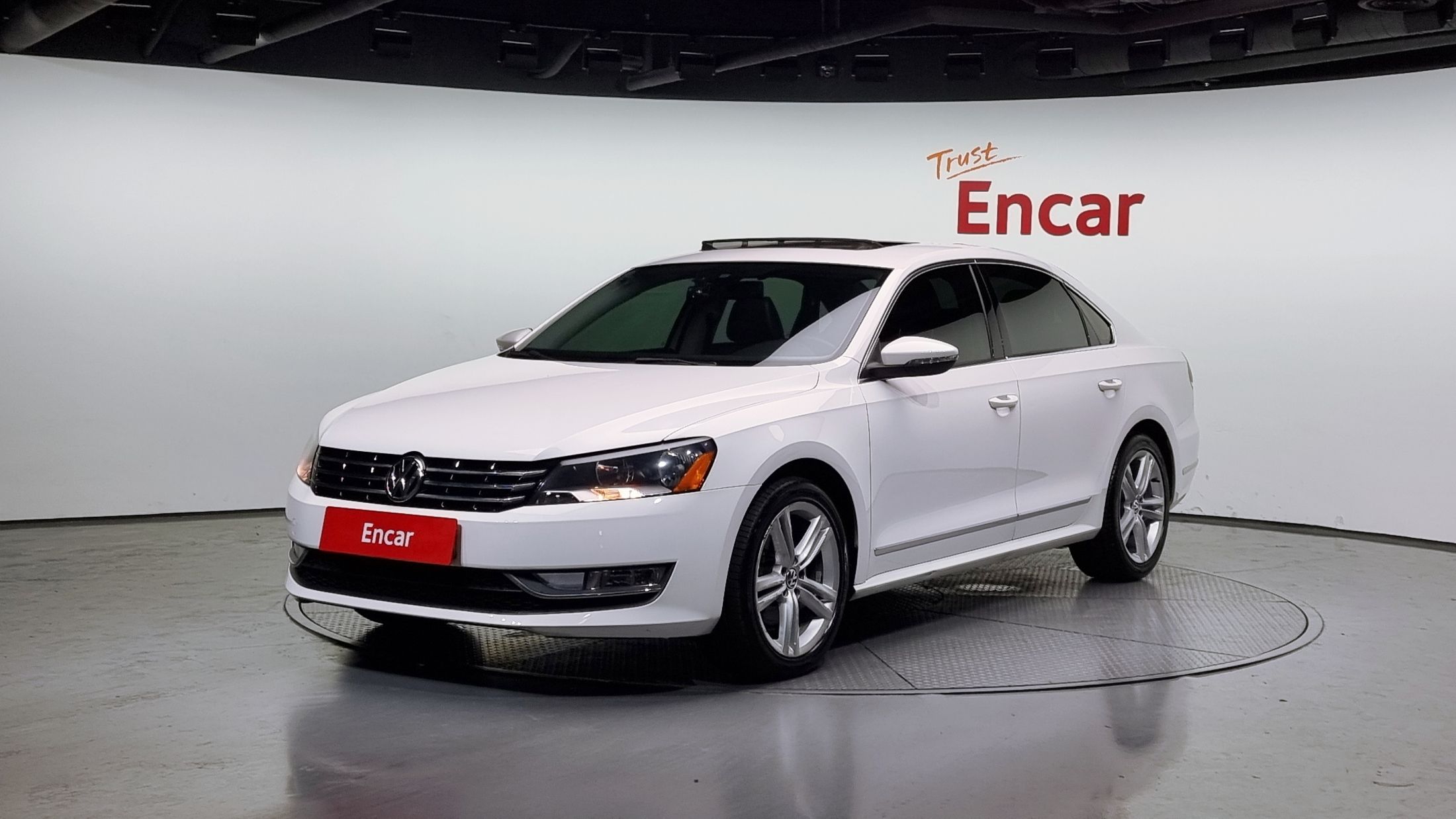 VOLKSWAGEN PASSAT 2015
