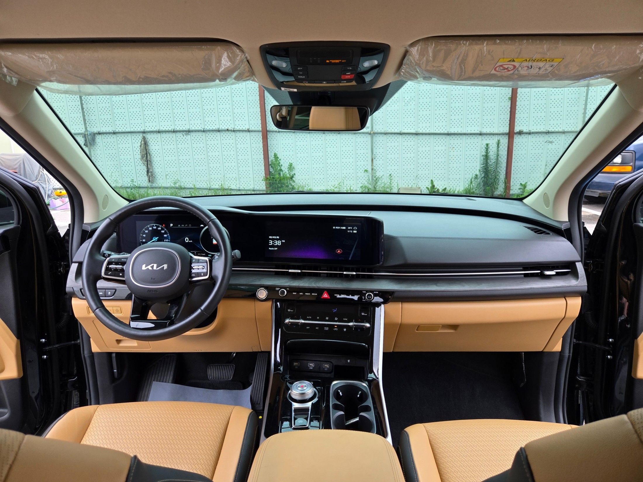 KIA CARNIVAL