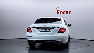 MERCEDES BENZ E-CLASS W213 2020