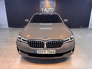 BMW 5-SERIES G30 2020