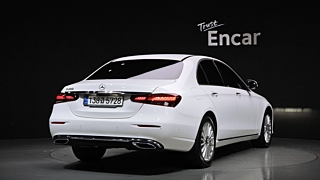 MERCEDES BENZ E-CLASS W213 2020