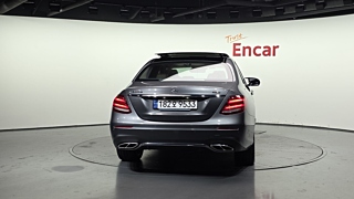 MERCEDES BENZ E-CLASS W213 2017